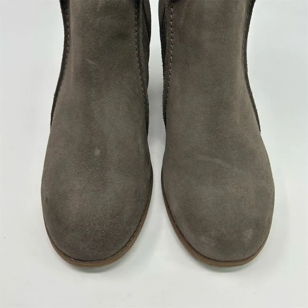 Clarks Gray Taupe Suede Heeled Ankle Boots Size 12 Casual Booties Fall Comfort